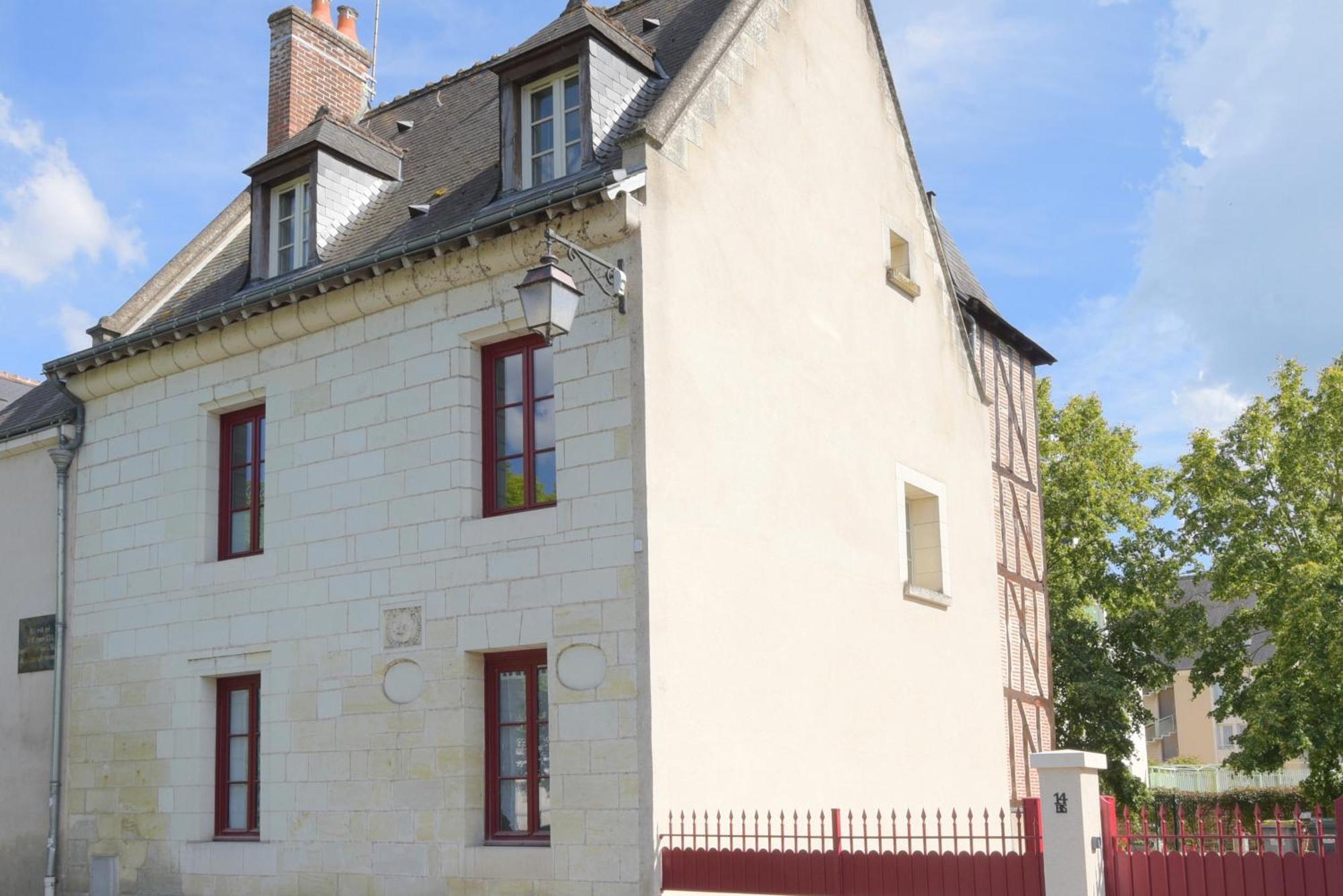 La Maison Du Philosophe Амбоаз Екстериор снимка